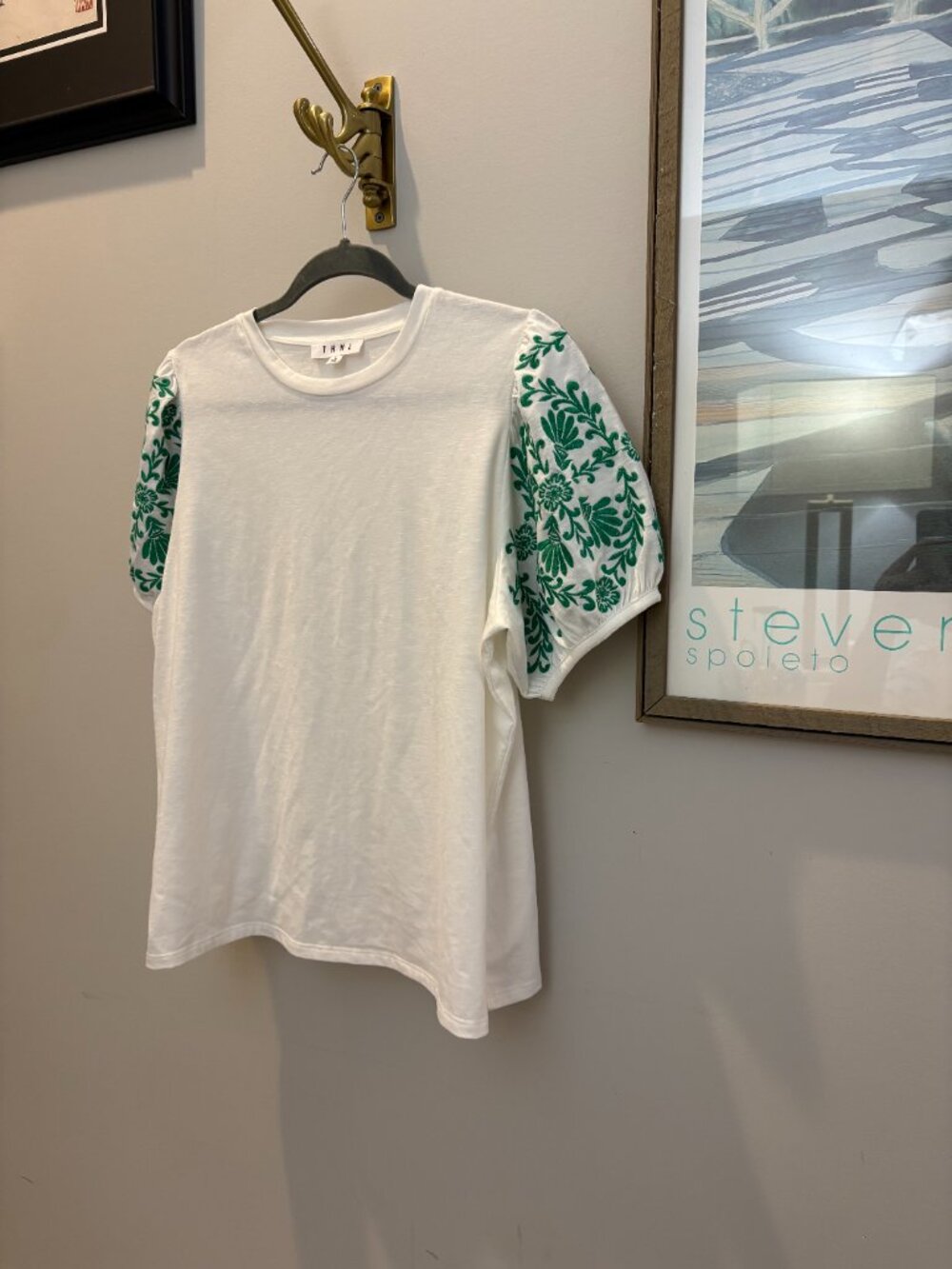 THML Women’s Large White Embroidered Puff Sleeve Top Green Floral Boho Shirt - Picture 12 of 12